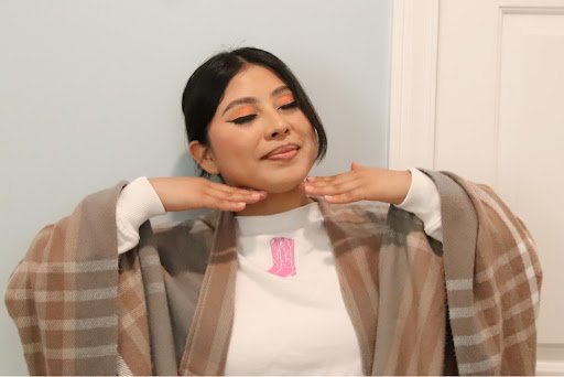 Graphic Color Pop — editorial makeup look by Emma